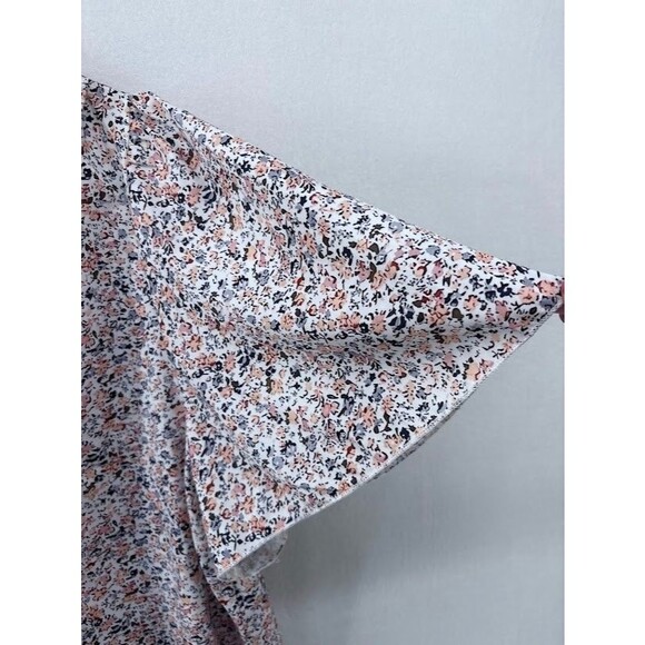 Women's Shein Plus Size 3X Floral Top Flutter Sleeve Work Wear - Picture 2 of 5